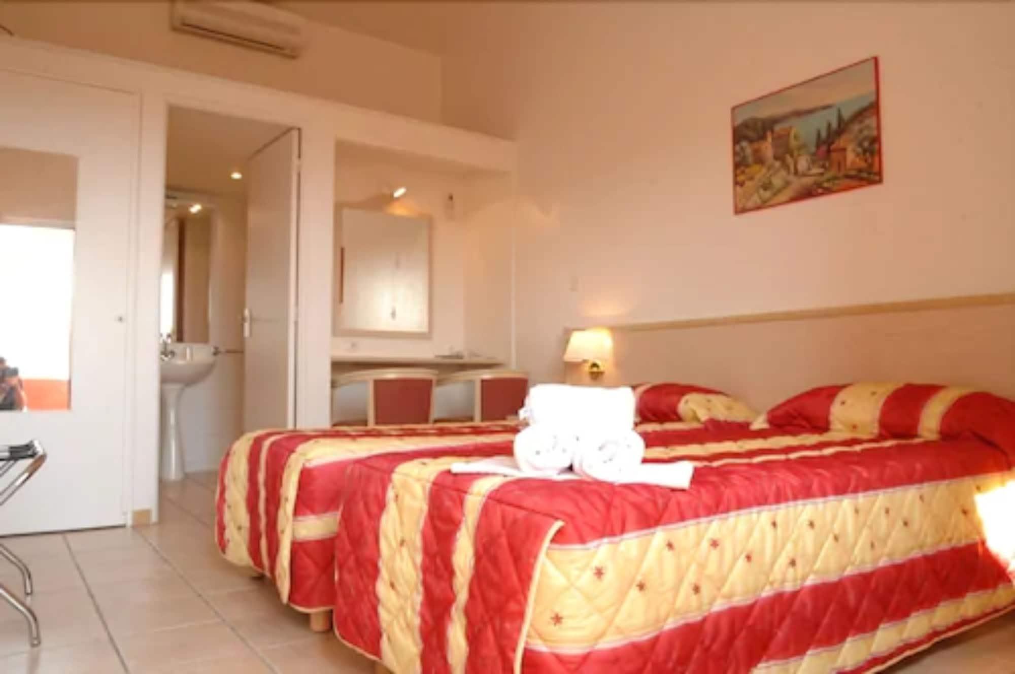 Hotel Residence San Pieru Tarcu 外观 照片