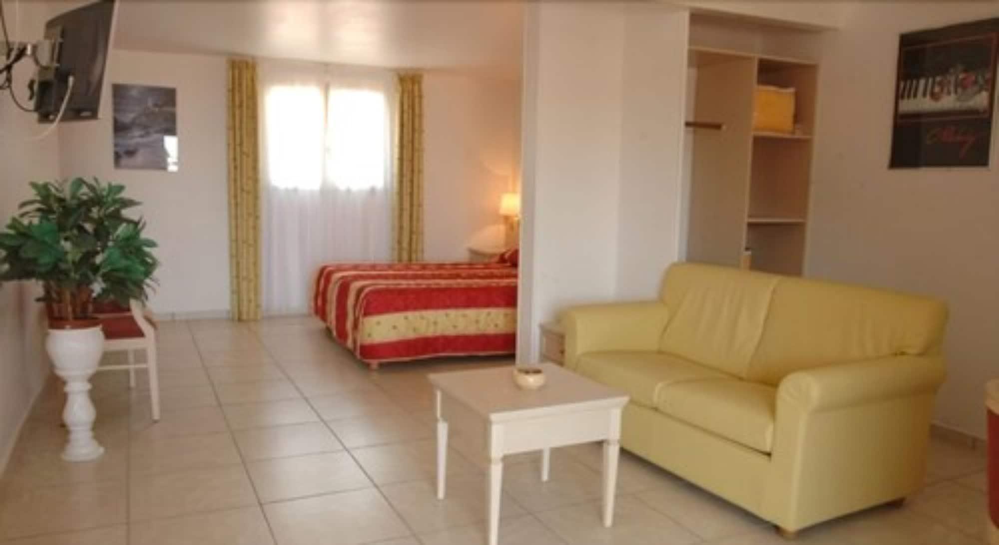 Hotel Residence San Pieru Tarcu 外观 照片