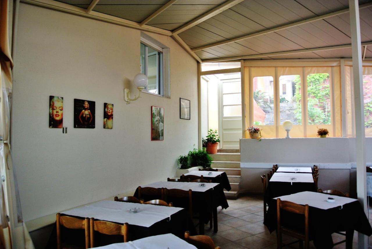 Hotel Residence San Pieru Tarcu 外观 照片